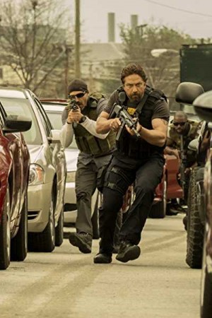 Watch Den of Thieves Online